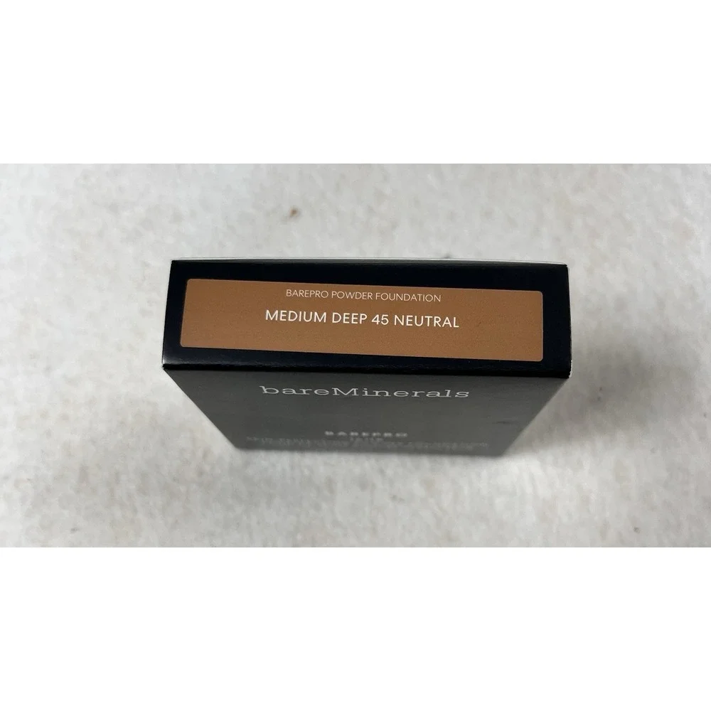 bareMinerals barePro 16HR Skin Perfecting Powder Foundation Medium Deep 45 Neutr
